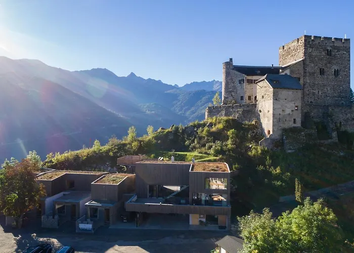 Refugio Laudegg Ладис