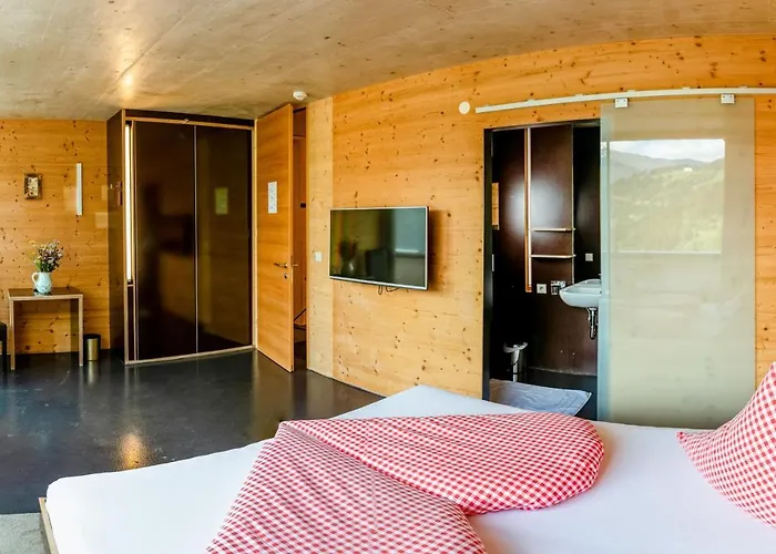 Hotel Refugio Laudegg 3*