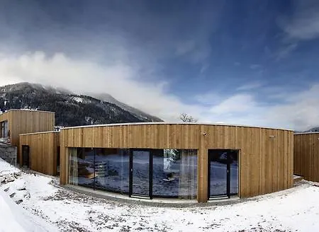 فندق Refugio Laudegg 3*